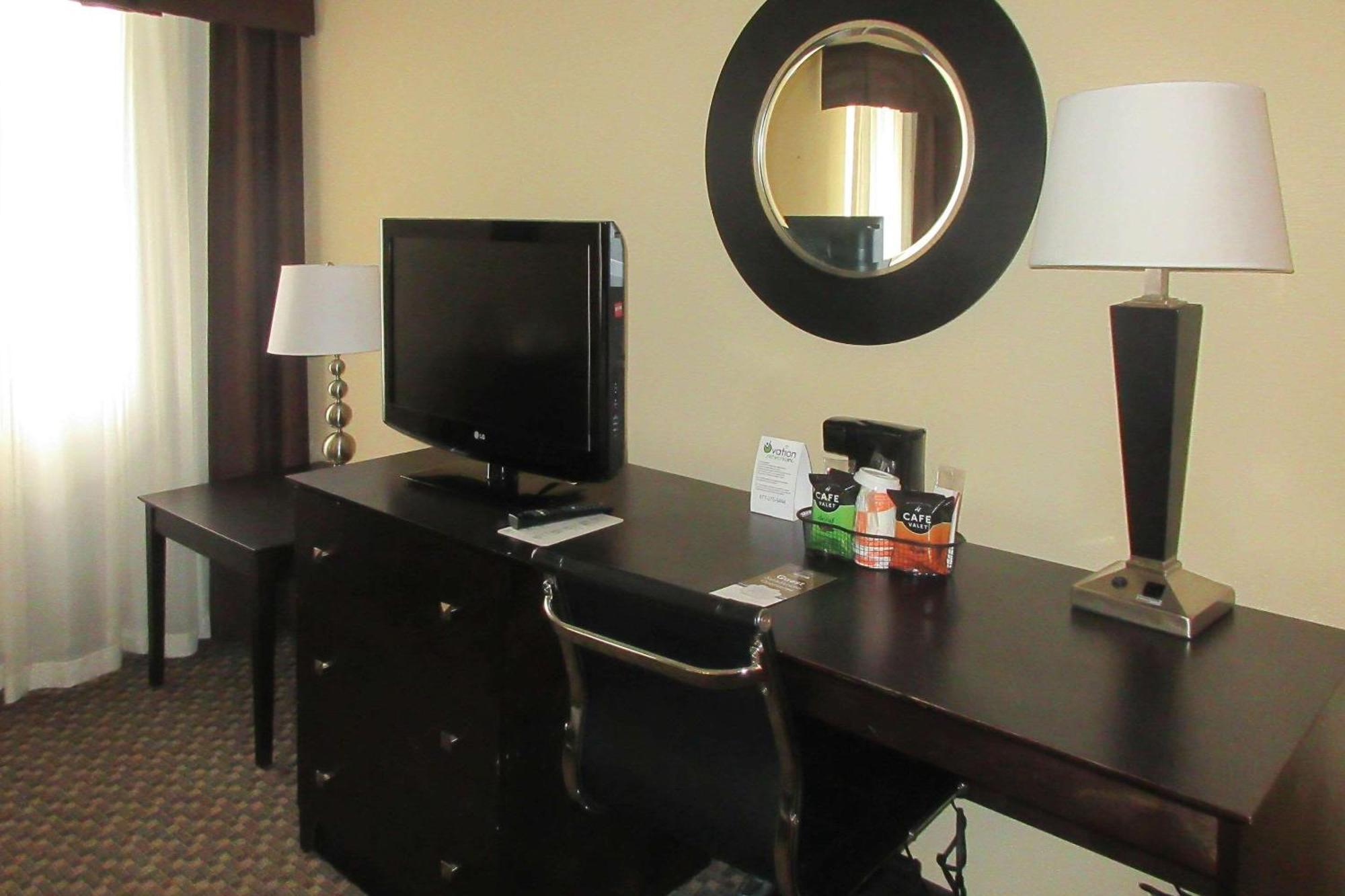 Comfort Inn & Suites Montrose Hill Экстерьер фото