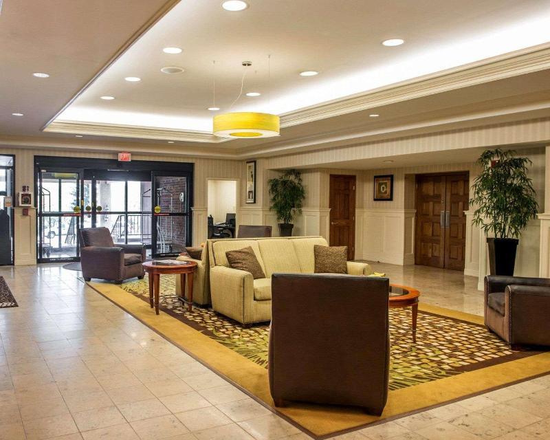 Comfort Inn & Suites Montrose Hill Интерьер фото